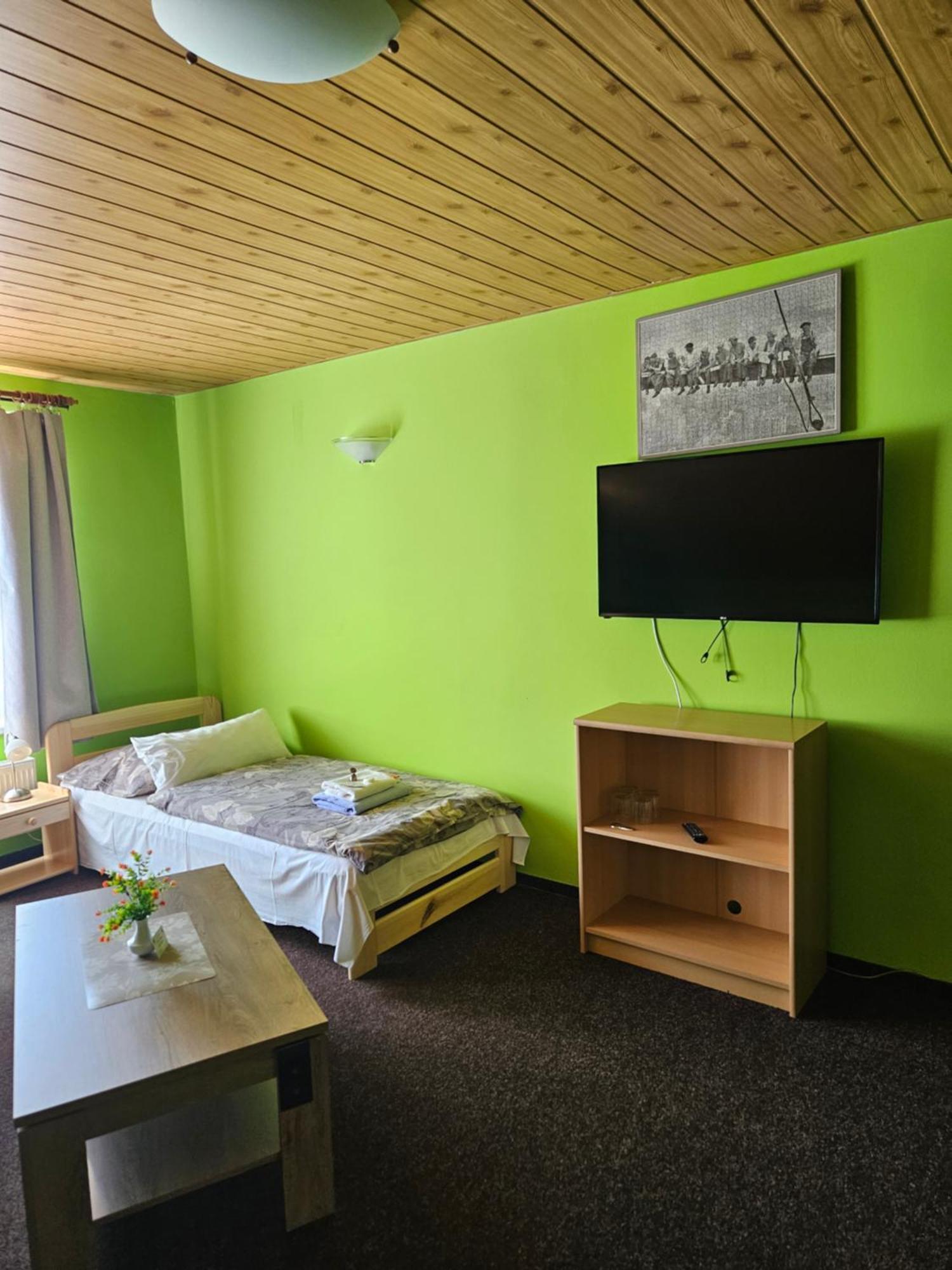 Guest House Pod Lesem Merklín Exterior foto